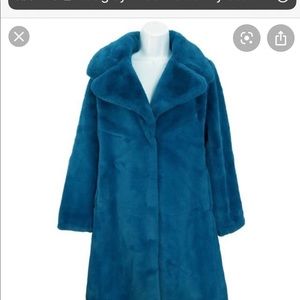 Badgley Mischka Bunny Coat💎